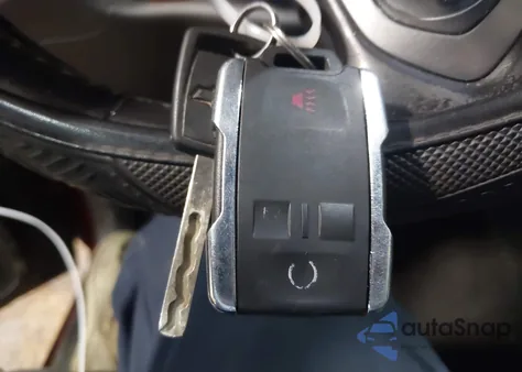 2014 Chevrolet Silverado 1500 1Lt из США, поврежденный, VIN 1GCVKREC1EZ130430